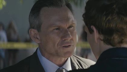 Кадры из сериала Декстер: Первородный грех (2024)